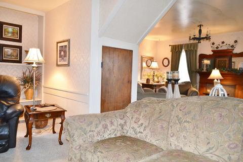 518 Tremont City Rd, Springfield, OH 45502 photo 13