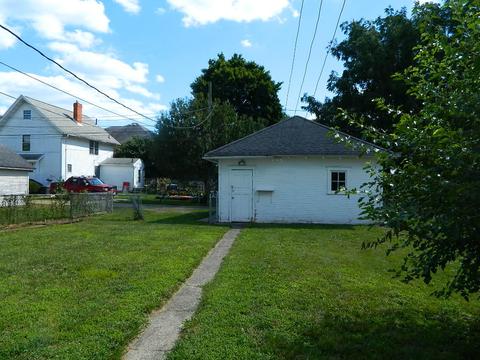 515 E Cassilly St, Springfield, OH 45503 photo 2