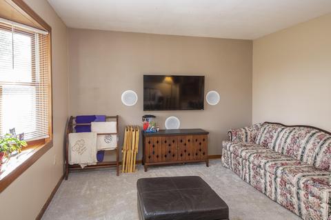 4660 Broadway Rd, Springfield, OH 45502 photo 3