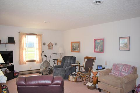 4351 Old Clifton Rd, Springfield, OH 45502 photo 4