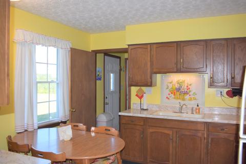 4351 Old Clifton Rd, Springfield, OH 45502 photo 9