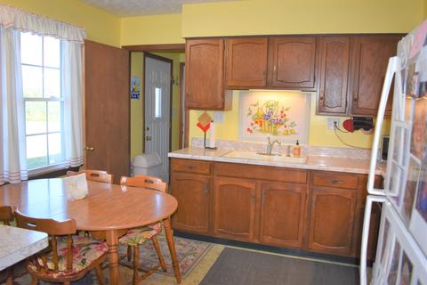 4351 Old Clifton Rd, Springfield, OH 45502 photo 10