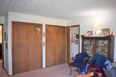 4351 Old Clifton Rd, Springfield, OH 45502 photo 8
