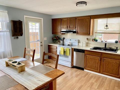 1734 Elaina Dr, Springfield, OH 45503 photo 5