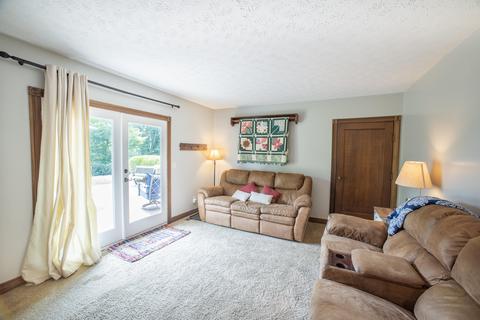 3893 Saint Paris Pike, Springfield, OH 45504 photo 7