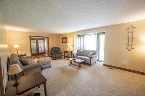 3893 Saint Paris Pike, Springfield, OH 45504 photo 13
