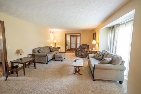 3893 Saint Paris Pike, Springfield, OH 45504 photo 14