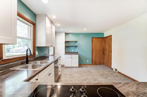 3222 E High St, Springfield, OH 45505 photo 13