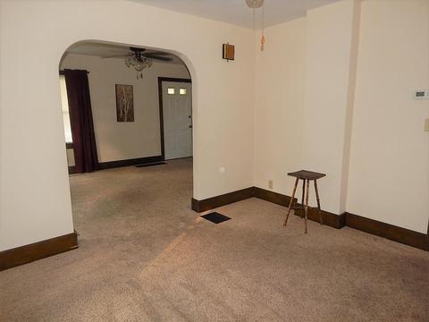 1621 Maiden Ln, Springfield, OH 45504 photo 4