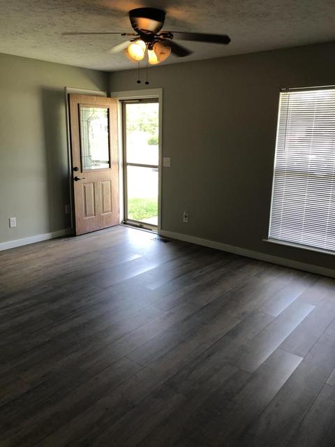 2049 Providence Ave, Springfield, OH 45503 photo 2