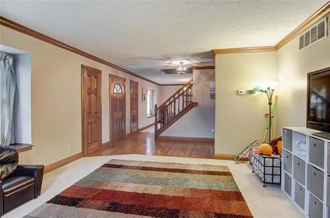 4823 Fox Run, Fairborn, OH 45324 photo 4