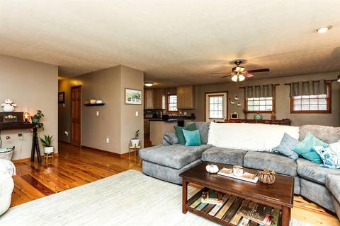 3357 S Tecumseh Rd, Springfield, OH 45502 photo 6