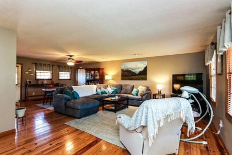3357 S Tecumseh Rd, Springfield, OH 45502 photo 4