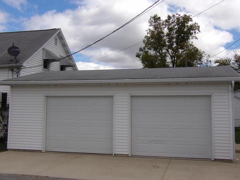 416 W Wayne St, Celina, OH 45822 photo 5