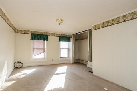 125 E Harding Rd, Springfield, OH 45504 photo 12