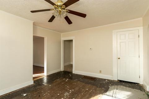 125 E Harding Rd, Springfield, OH 45504 photo 8