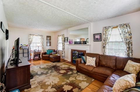 1741 Crestview Dr, Springfield, OH 45504 photo 5
