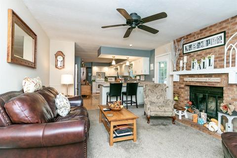 254 Marbella Ave, Springfield, OH 45502 photo 11