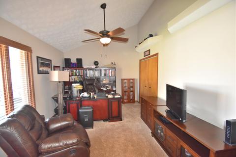 1859 Fox Ridge Dr, Springfield, OH 45503 photo 7