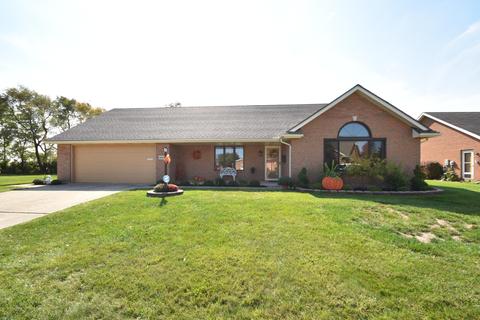1859 Fox Ridge Dr, Springfield, OH 45503 photo 1
