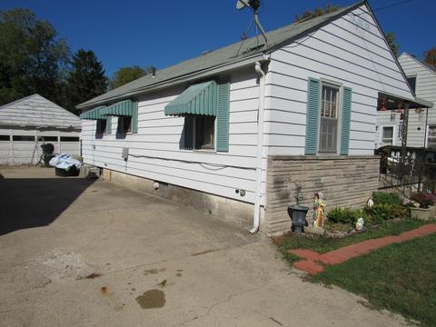 1015 N Burnett Rd, Springfield, OH 45503 photo 3