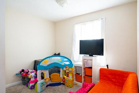 490 Smiley Ave, Cincinnati, OH 45246 photo 24
