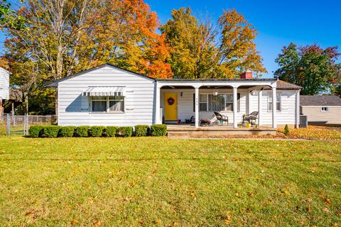 490 Smiley Ave, Cincinnati, OH 45246 photo 1