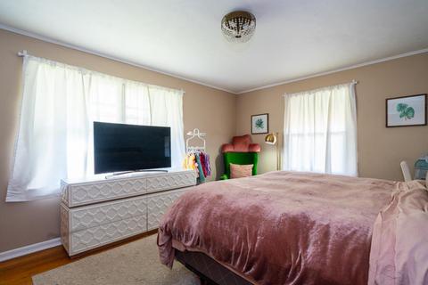 490 Smiley Ave, Cincinnati, OH 45246 photo 17