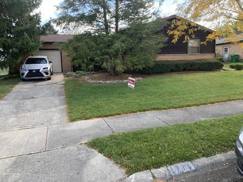 1714 S Brookhollow Dr, Springfield, OH 45504 photo 1