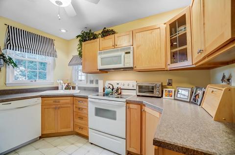 303 Dover Rd, Springfield, OH 45504 photo 13