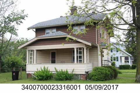 2 Oakland Ct, Springfield, OH 45505 photo 1