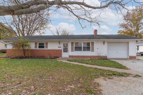 207 E Walnut St, Anna, OH 45302 photo 2