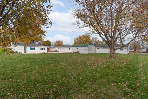207 E Walnut St, Anna, OH 45302 photo 6