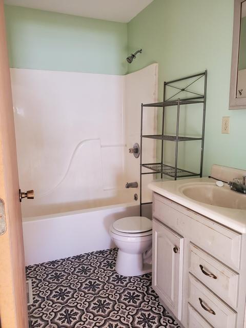 394 Mount Joy Dr, Springfield, OH 45505 photo 5