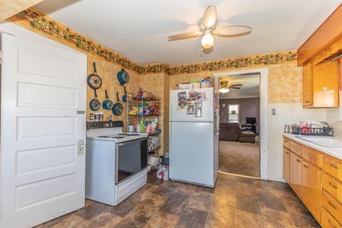 2710 Maplewood Ave, Springfield, OH 45505 photo 10