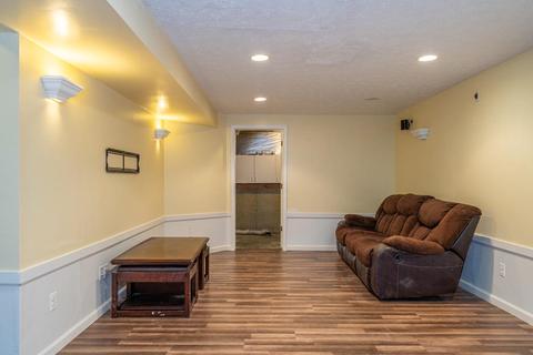 1487 Farrington Dr, Dayton, OH 45420 photo 28