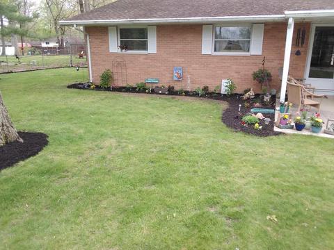 2621 Lindair Dr, Springfield, OH 45502 photo 2