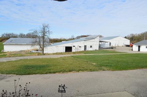 3397 E Possum Rd, Springfield, OH 45502 photo 2