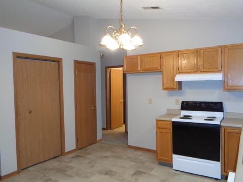 2210 Neon Ct, Springfield, OH 45503 photo 9