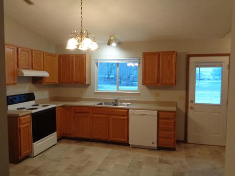 2210 Neon Ct, Springfield, OH 45503 photo 8
