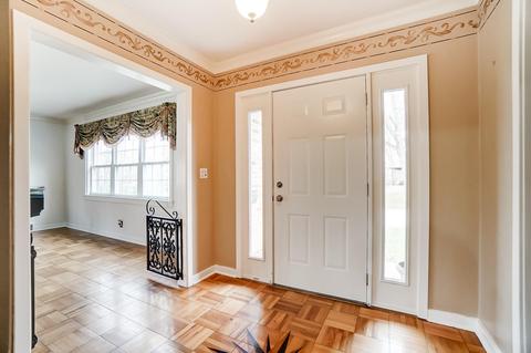 2122 Oak Knoll Dr, Springfield, OH 45504 photo 8