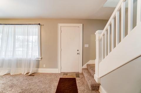 2042 Hillside Ave, Springfield, OH 45503 photo 6