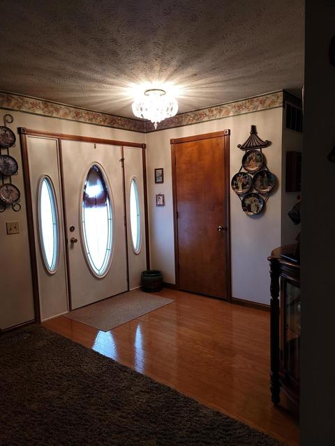 6178 Zachary Ave, Springfield, OH 45502 photo 2