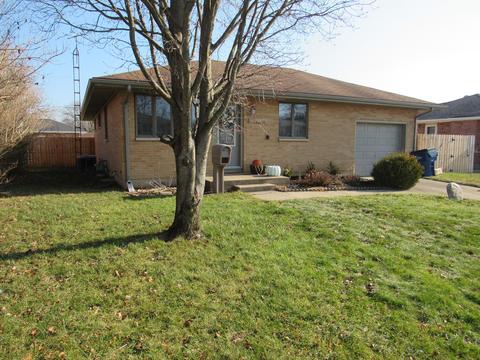 4214 Imperial Dr, Springfield, OH 45503 photo 2