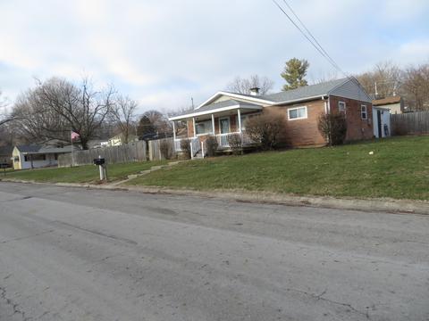 2410 Gladden Ave, Springfield, OH 45503 photo 2