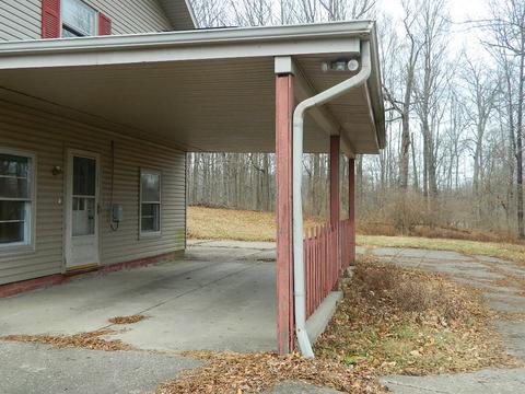 422 Shrine Rd, Springfield, OH 45504 photo 2