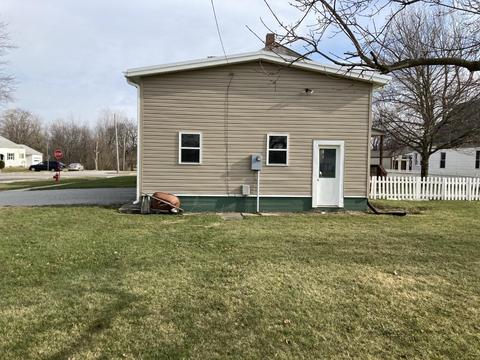 225 N Main St, Mendon, OH 45862 photo 9