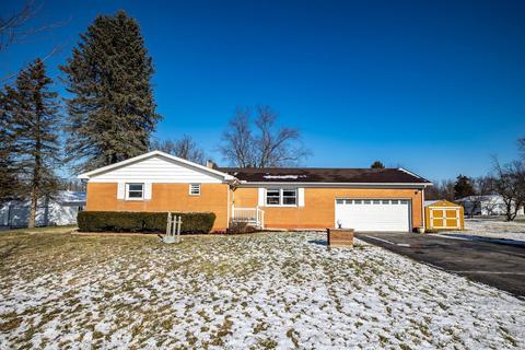2218 W Blee Rd, Springfield, OH 45502 photo 2
