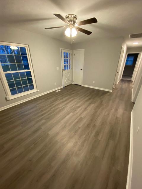 3267 Tackett St, Springfield, OH 45503 photo 2