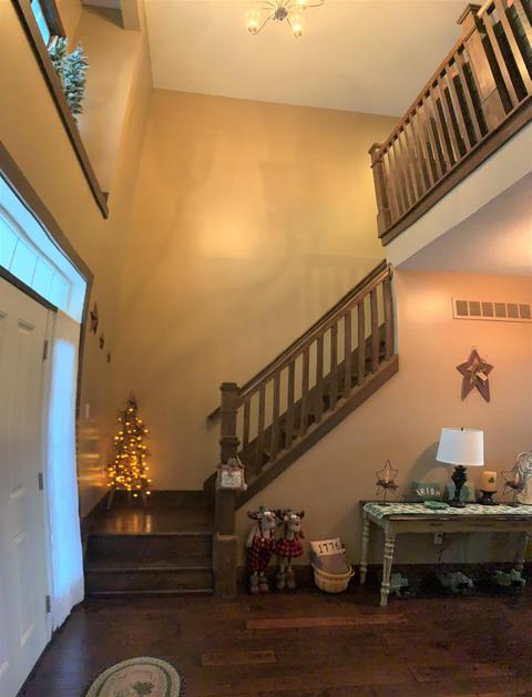 3223 Windy Ridge Dr, Springfield, OH 45502 photo 3